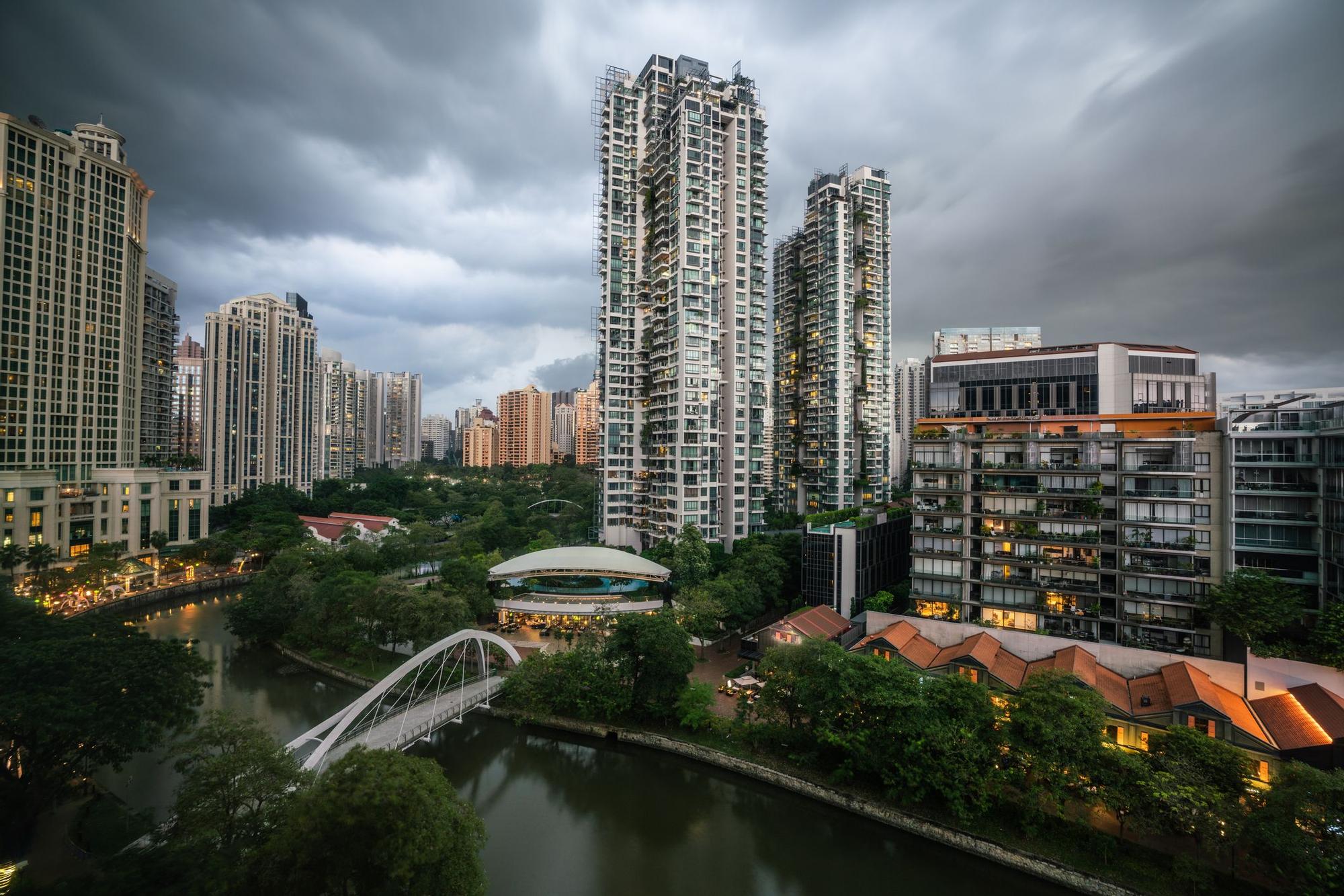 Singapur es un país donde la lluvia está a la orden del día, por eso este hotel de lujo ha tomado una decisión