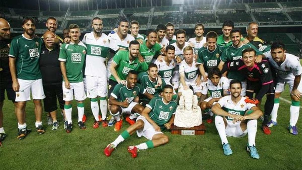 El Elche vuelve al trabajo para preparar la visita al Barça