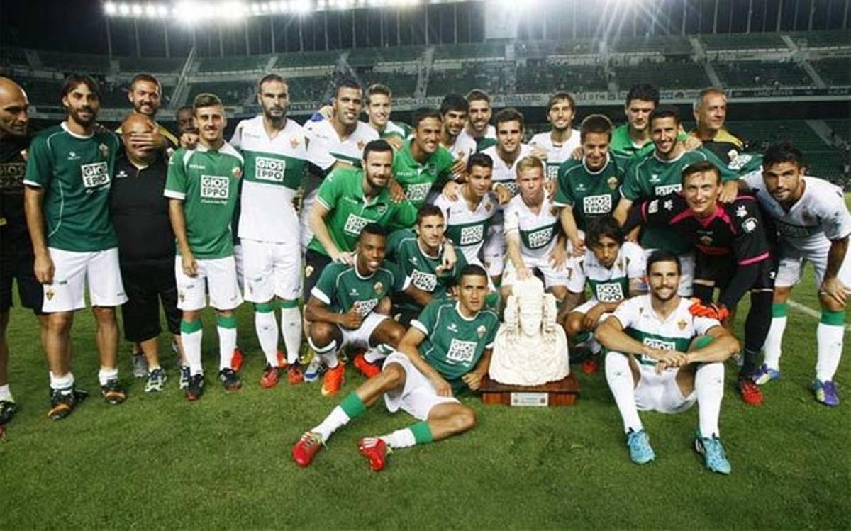 El Elche vuelve al trabajo para preparar la visita al Barça