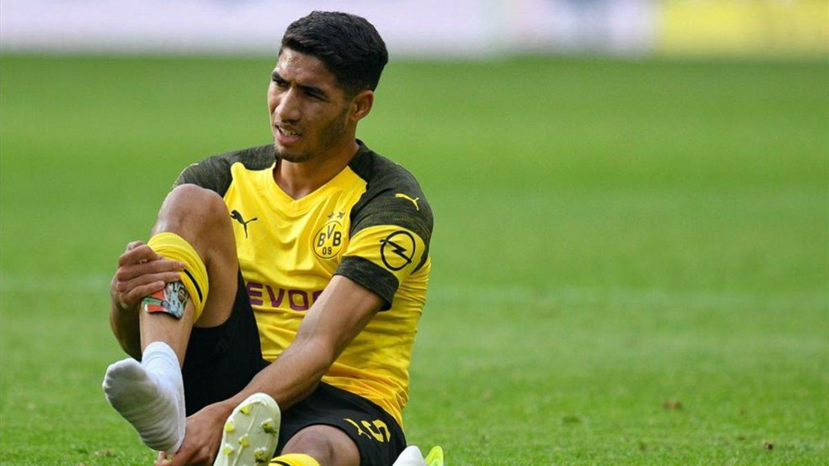Achraf Hakimi se lesiona con el Dortmund