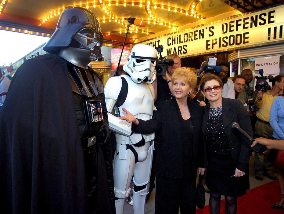 Muere Debbie Reynolds, madre de Carrie Fisher