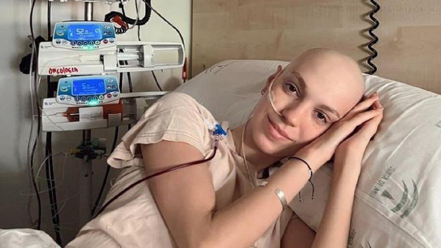 Elena Huelva habla sobre su estado de salud: &quot;Hoy me he despertado no de la mejor forma, es más, nada bien, un muy susto&quot;