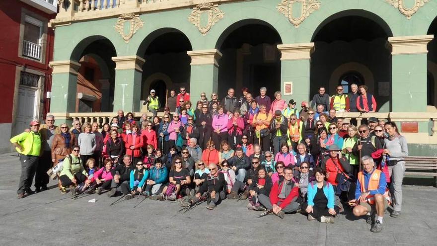 Los Amigos del Camino, agasajados en Tineo