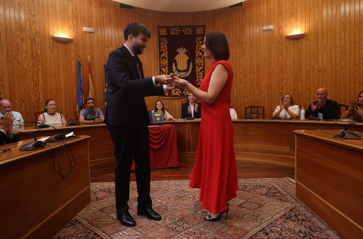 Álvaro Gonzalbo, el alcalde más joven de l'Horta, toma posesión en Moncada.