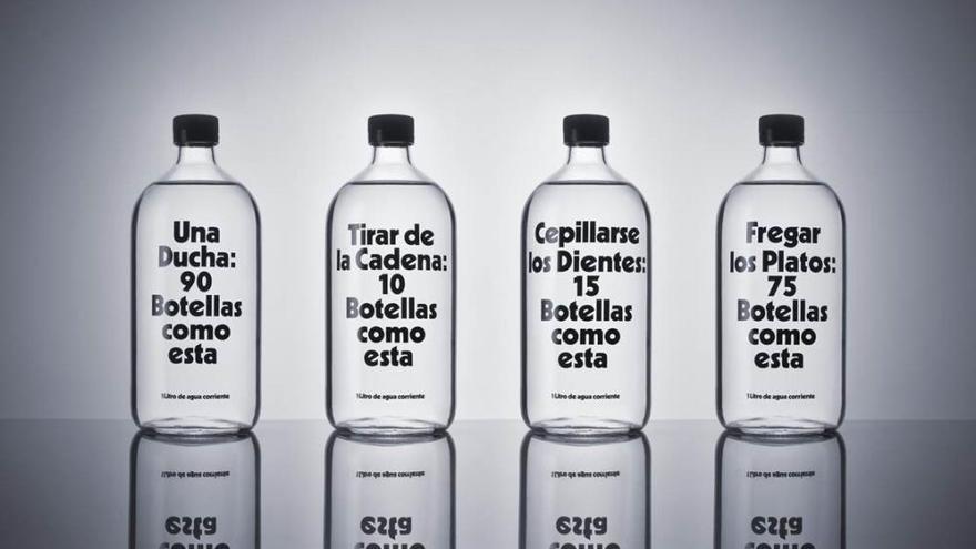 Botellas de la campaña de ahorro de agua de Hidrogea