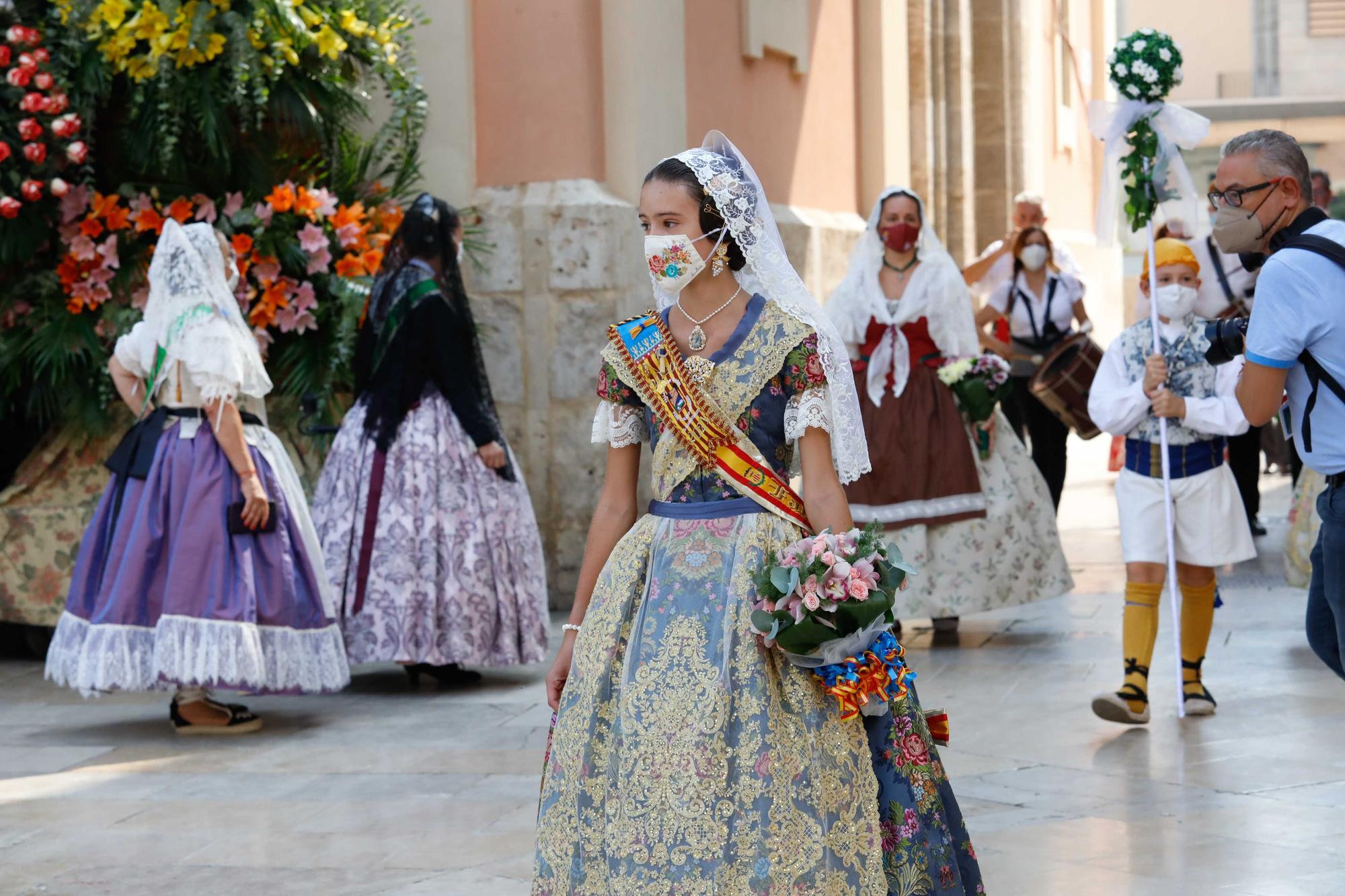 Búscate en el segundo día de Ofrenda por las calles del Mar y Avellanas (entre las 11.00 y 12.00 horas)