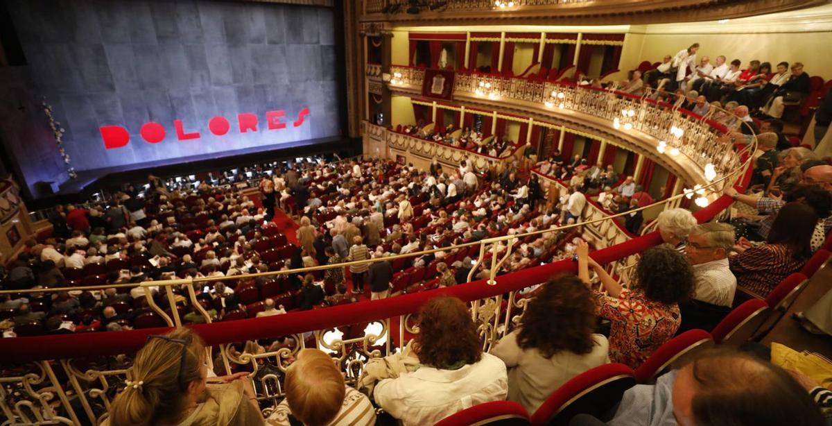 Vista general del teatro, ayer, antes del inicio de la función. | Luisma Murias