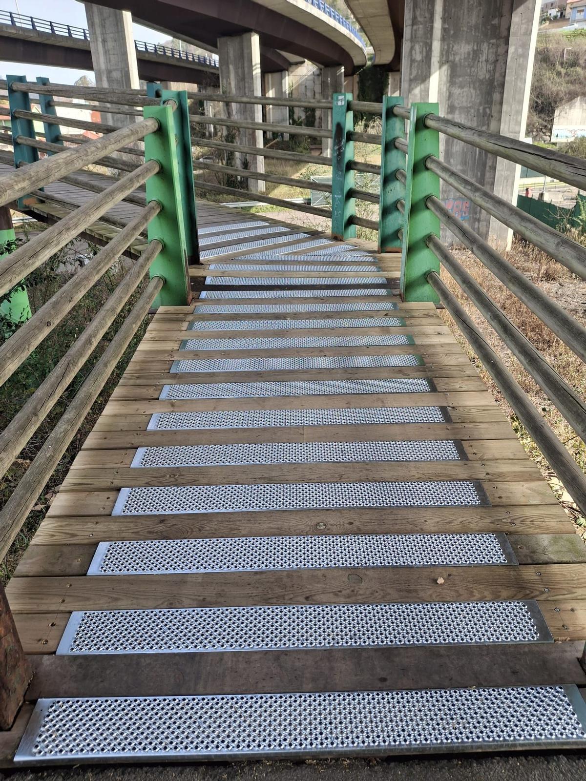 Puente peatonal del Batán.