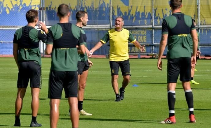 20/11/2018 EL HORNILLO, TELDE. Entrenamiento de ...