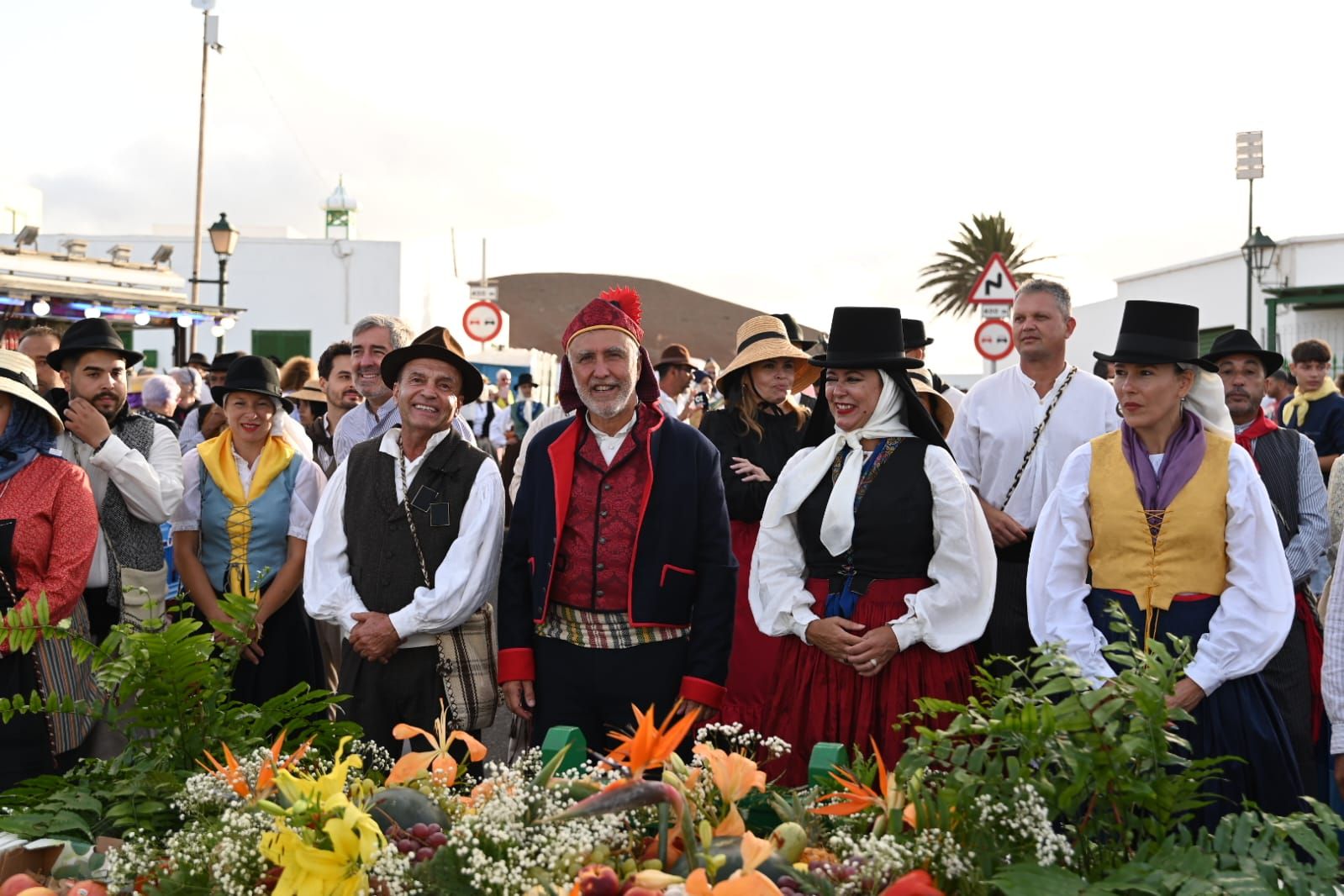 Ángel Víctor Torres acude a la ofrenda a la Virgen de Los Dolores, en Lanzarote