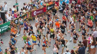 El alzireño David Esteve y la castellonense Miriam Gregori ganan la 37.ª edición de la Volta a Peu