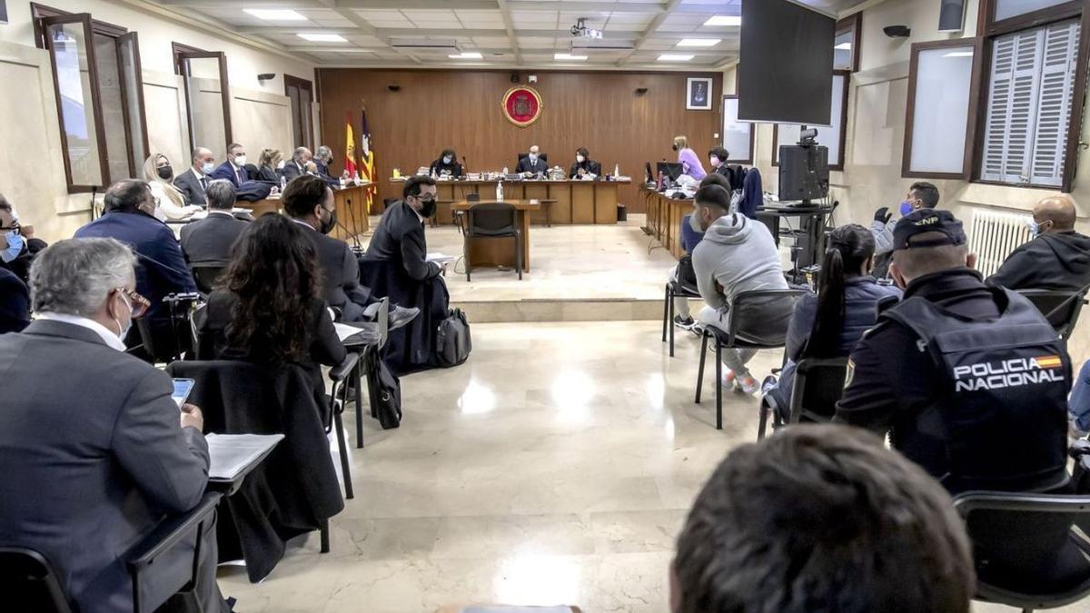 Carta de un lector: "El derecho no debe ejercerse de forma abusiva, antisocial ni maliciosa" Carta de un lector: "El derecho no debe ejercerse de forma abusiva, antisocial ni maliciosa"