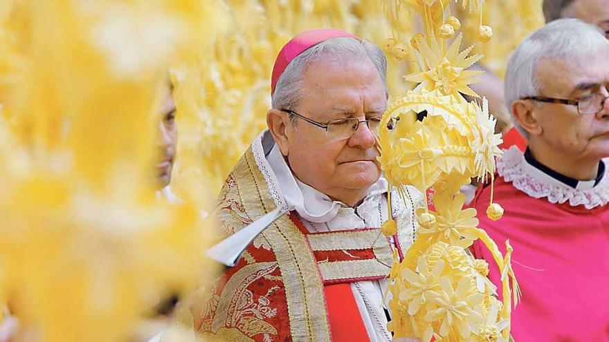 El obispo de Mallorca, Javier Salinas.