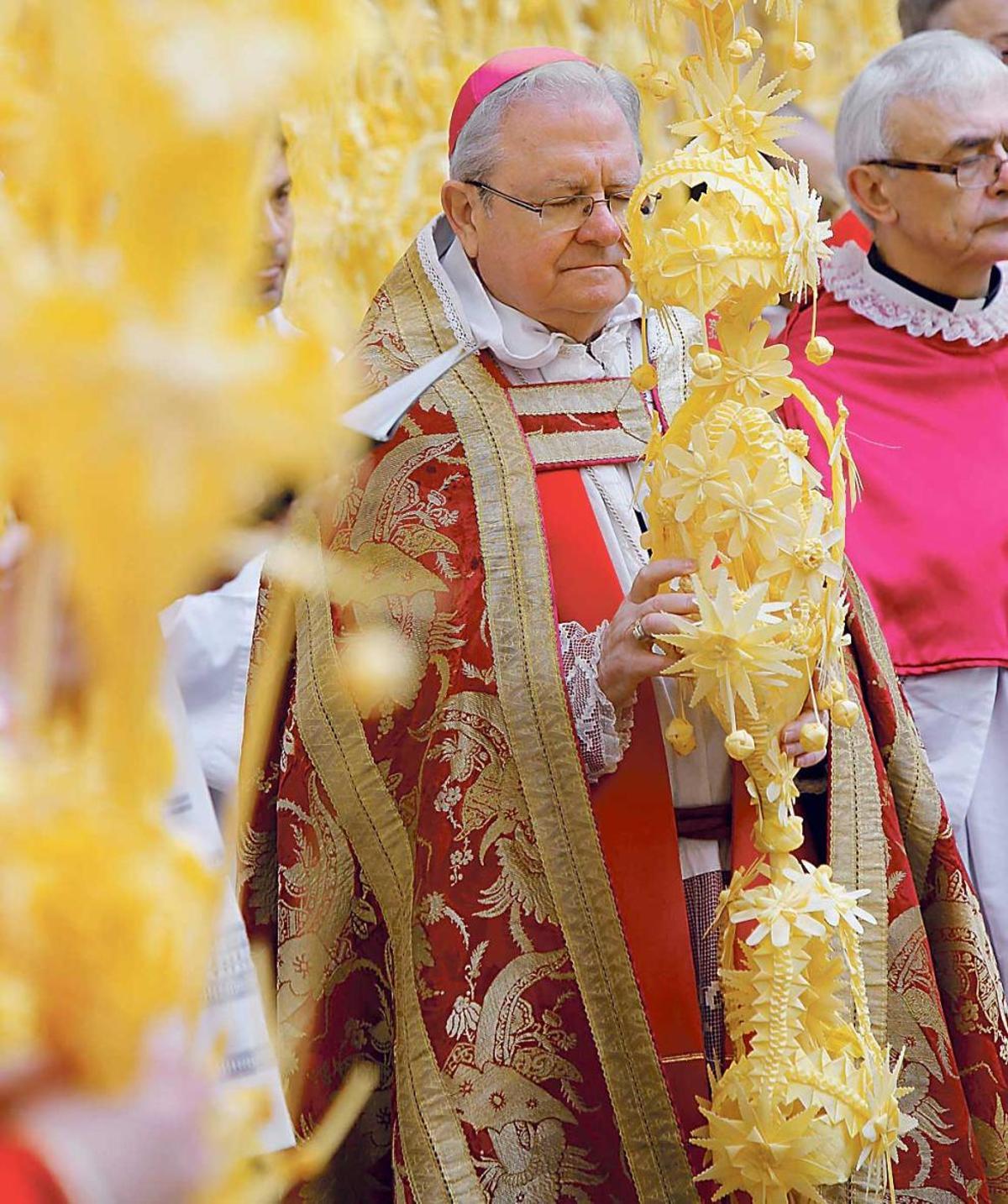 El obispo de Mallorca, Javier Salinas.
