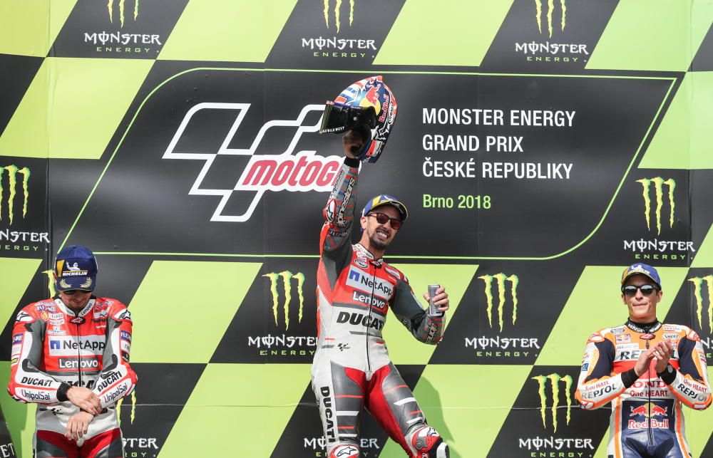 Dovizioso ganó en Moto, GP, el portugués Oliveira en Moto 2 y Din Gianniantonnio en Moto 3.