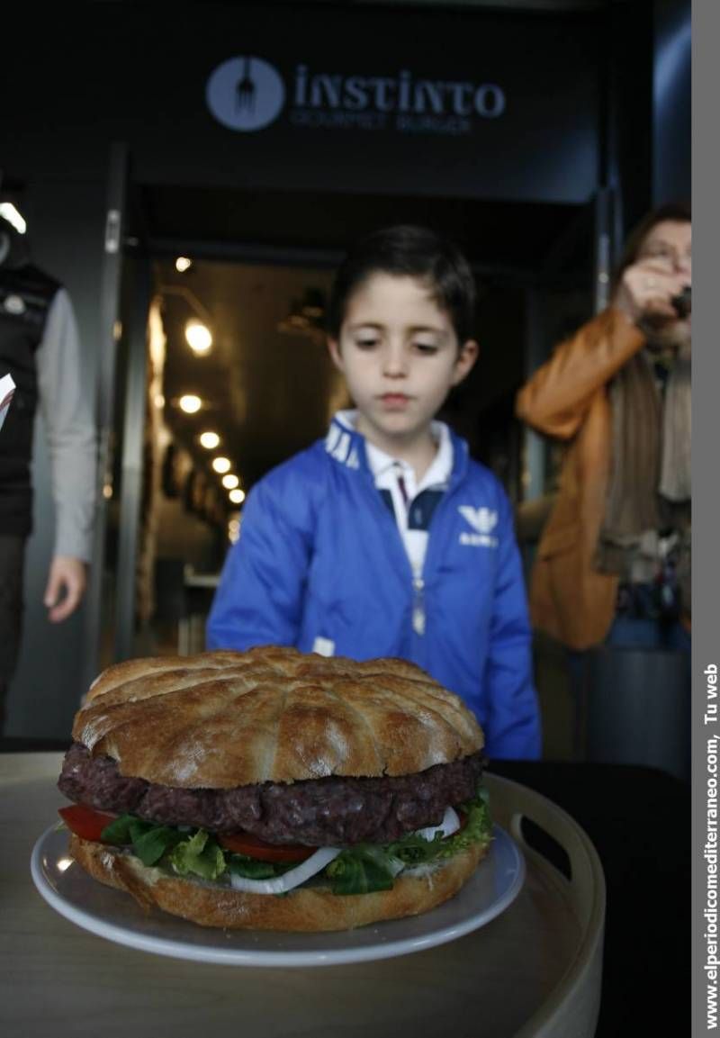 GALERÍA DE FOTOS -- Nace Instinto Gourmet Burger, el hogar de la hamburguesa premium