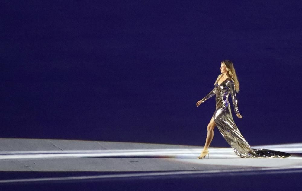 La ceremonia de inauguración de las Olimpiadas recreó el Brasil indígena, las diferentes culturas y las grandes urbes.