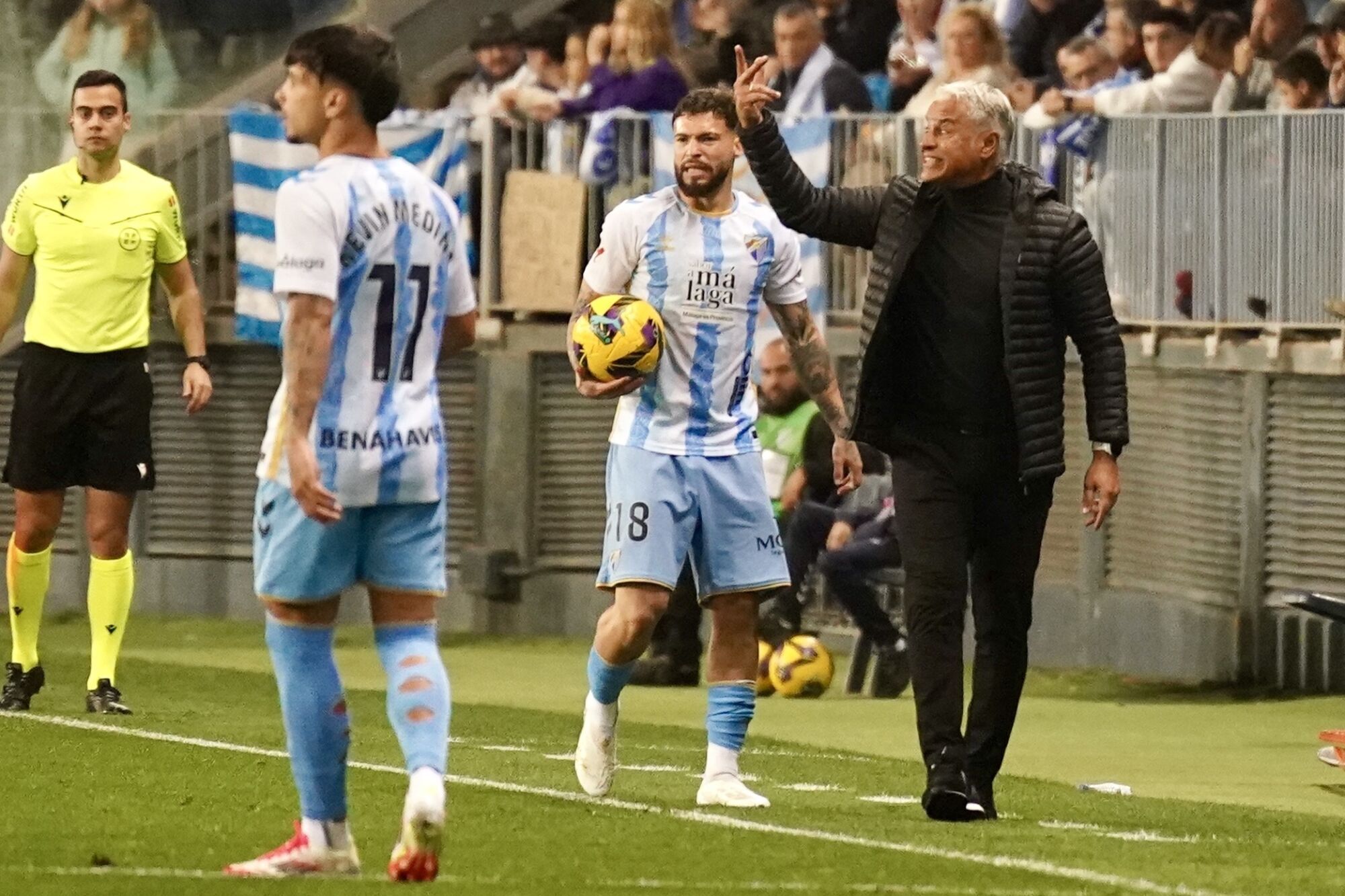 Encuentro disputado entre el Málaga CF y el CD Tenerife, en La Rosaleda