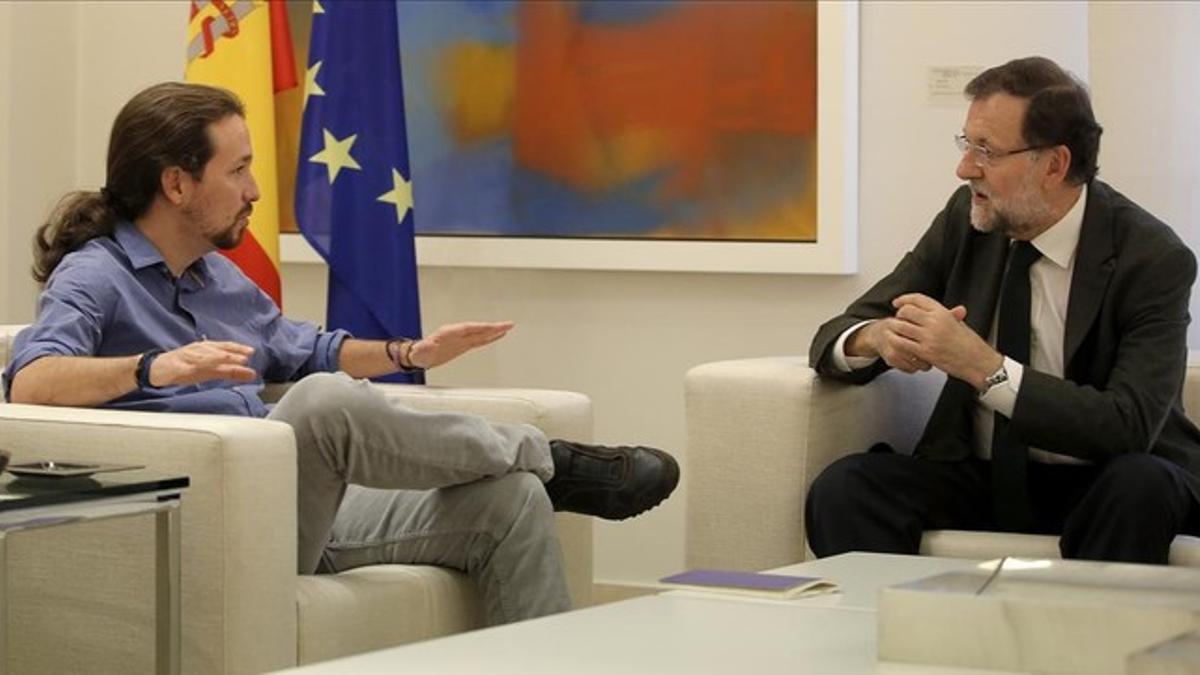 Pablo iglesias, con Mariano Rajoy en la Moncloa.