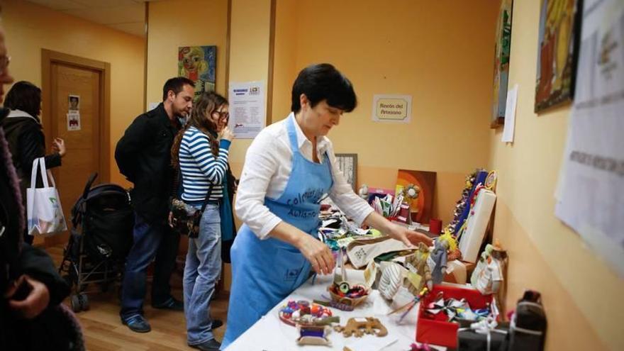 Éxito del séptimo mercadillo benéfico de Autismo Aragón