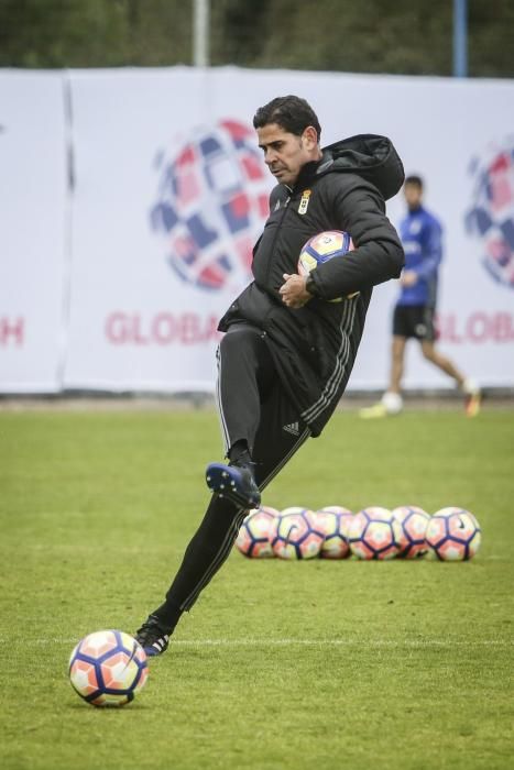 Entrenamiento del Real Oviedo en El Requexón