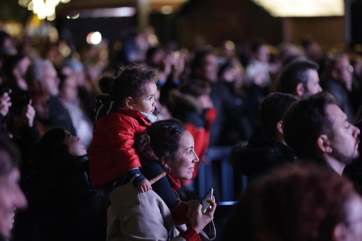 El Port de Barcelona enciende las luces navidad en la Fira de Nadal