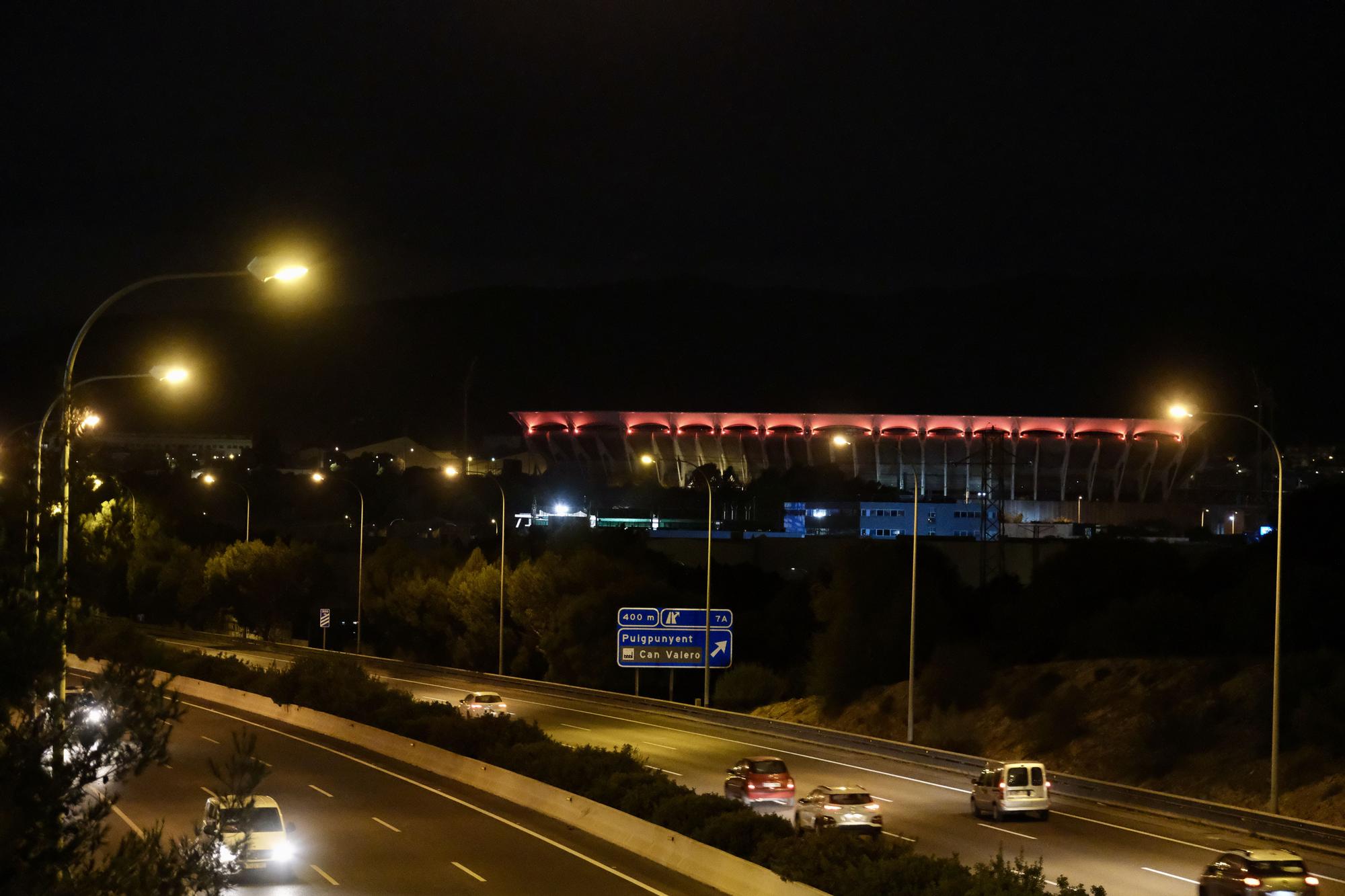 Las fotos de la nueva iluminación exterior del estadio de Son Moix