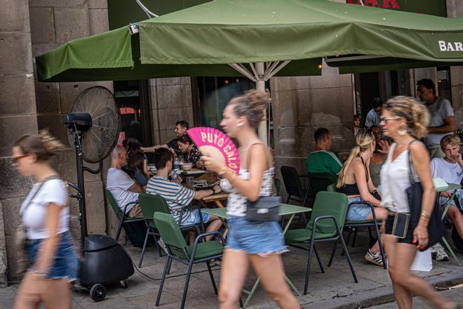España registra otro miércoles infernal con 44,4 grados en Valencia y 42,4 en Catalunya mientras se prepara para la llegada de otra ola de calor extremo