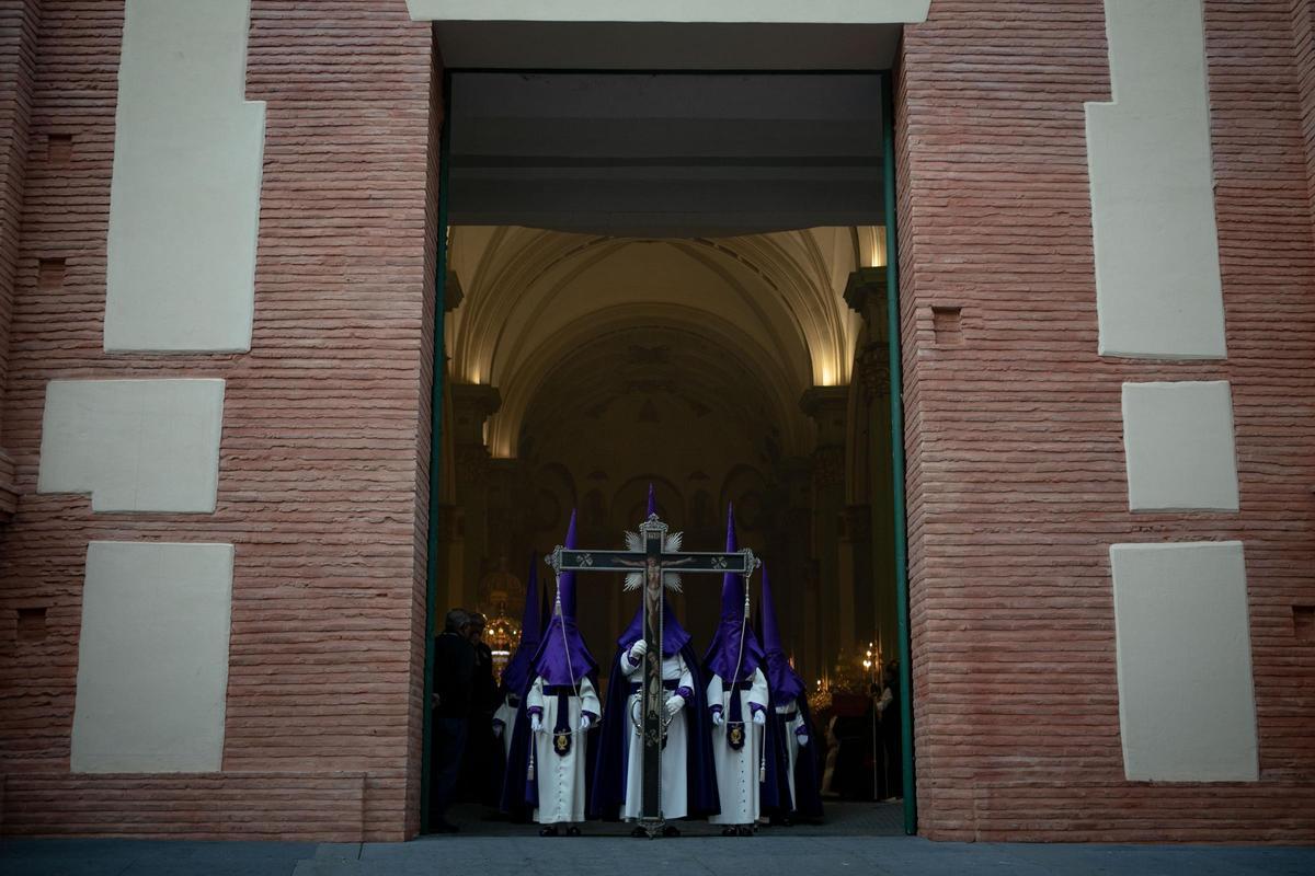 Las imágenes de la procesión del Santo Entierro de Cristo en Cartagena ...