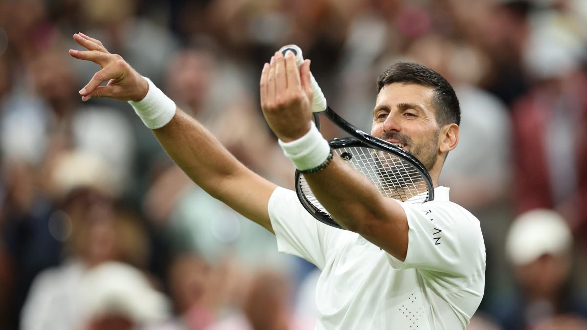 Novak Djokovic, celebrando la victoria en primera ronda de Wimbledon