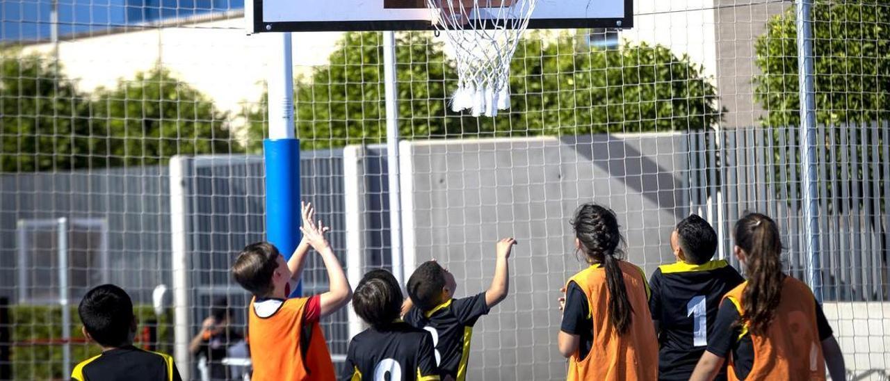 Una de las actividades de baloncesto.