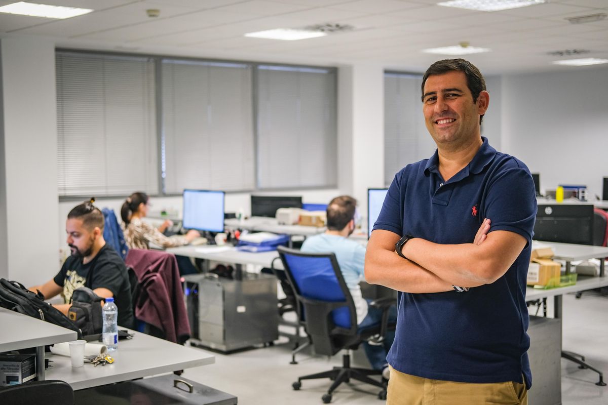 Rubén Montero, gerente de XOne, en las oficinas de la compañía pacense ubicadas en el PCTEx.