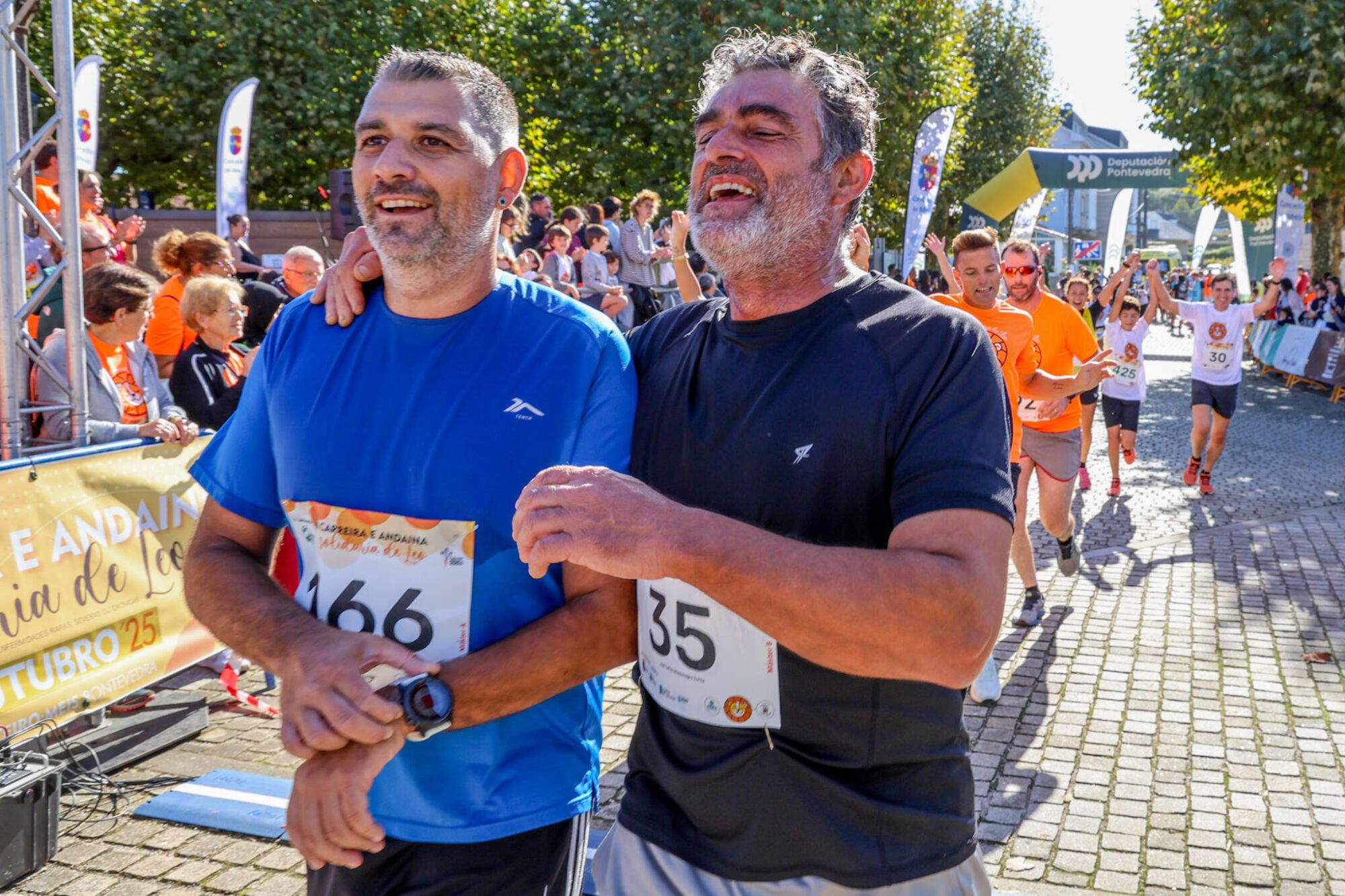Andaina y carrera solidaria por niños como Leo Diz