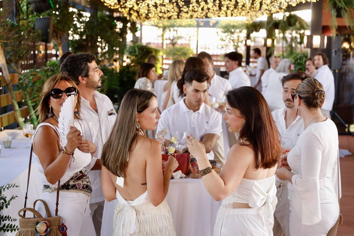 El Eurostars Palace inaugura el verano en Córdoba con su tradicional Fiesta Blanca en la Terraza Palace
