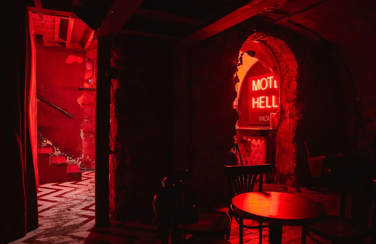 Silvia Prieto abrió Estupenda Bar en la calle San Roque hace ocho años.