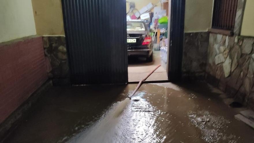 VÍDEO | La impresionante tormenta que anega casas y machaca campos en La Bóveda de Toro