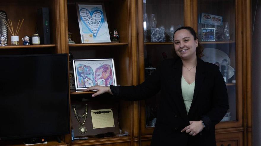 Nerea Fernández, vecina de Benetússer de 25 años: "Vivo en casa de mis padres, tengo trabajo, pero no puedo comprarme una vivienda"