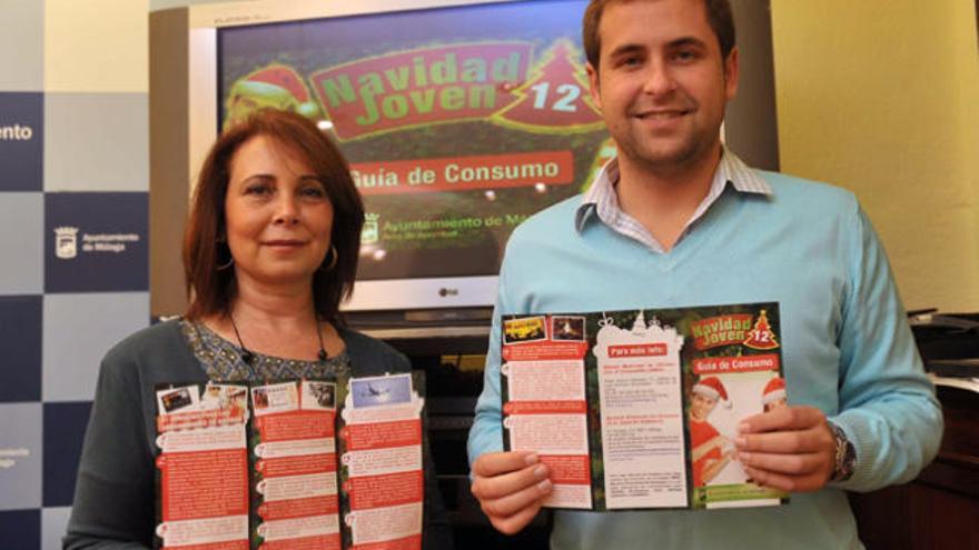 Luis Verde y Esther Molina, en la presentación de la guía.