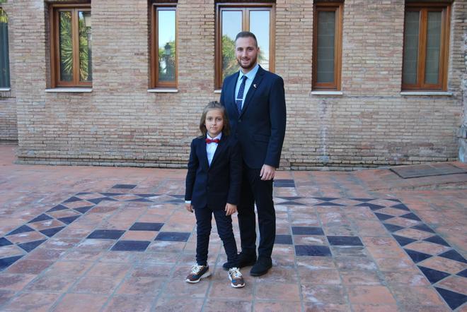 La histórica presentación de la falla Barri d'Onda de Burriana, en imágenes