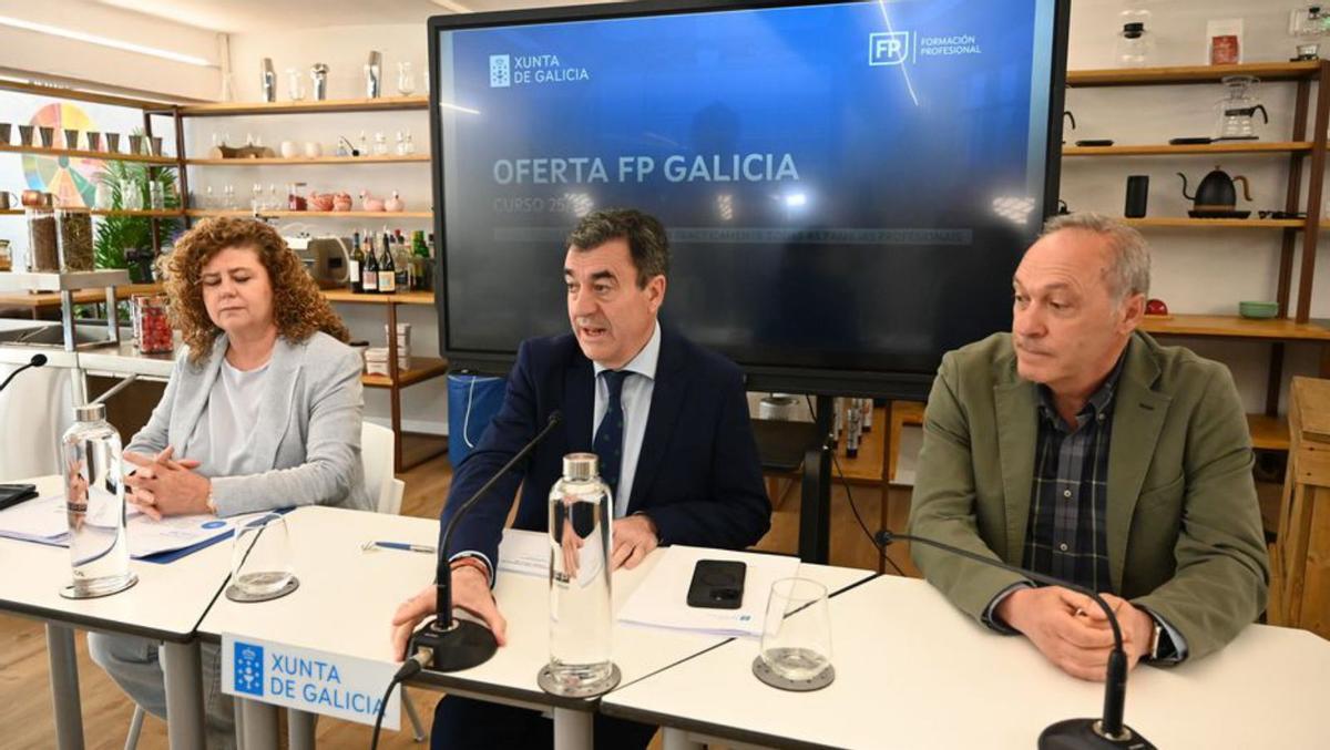 Eugenia Pérez, Román Rodríguez y Agustín Reguera. | Rafa Vázquez