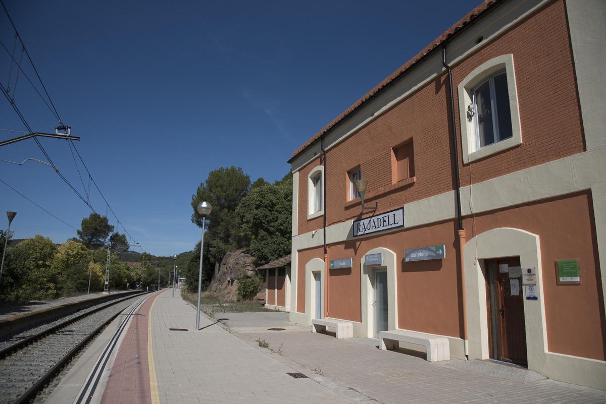 Estació de Rajadell, una de les que assumirà pròximanent Ferrocarrils