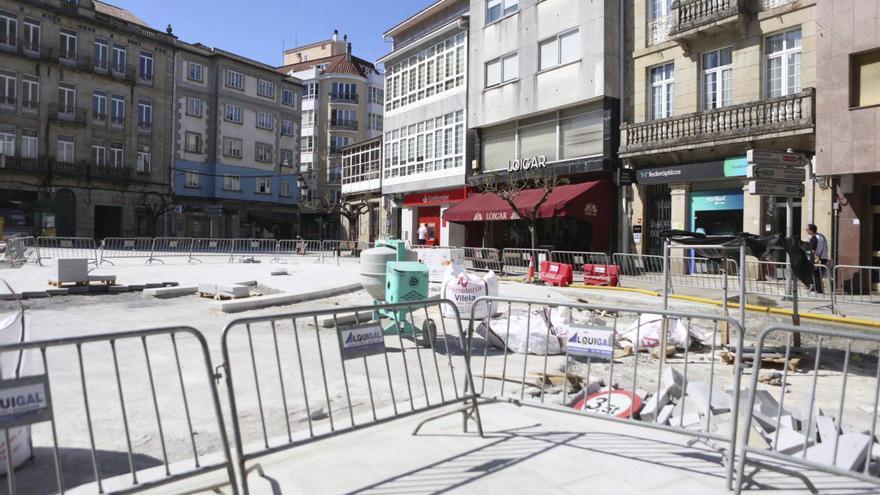 Las calles de  A Estrada y el verde que les falta