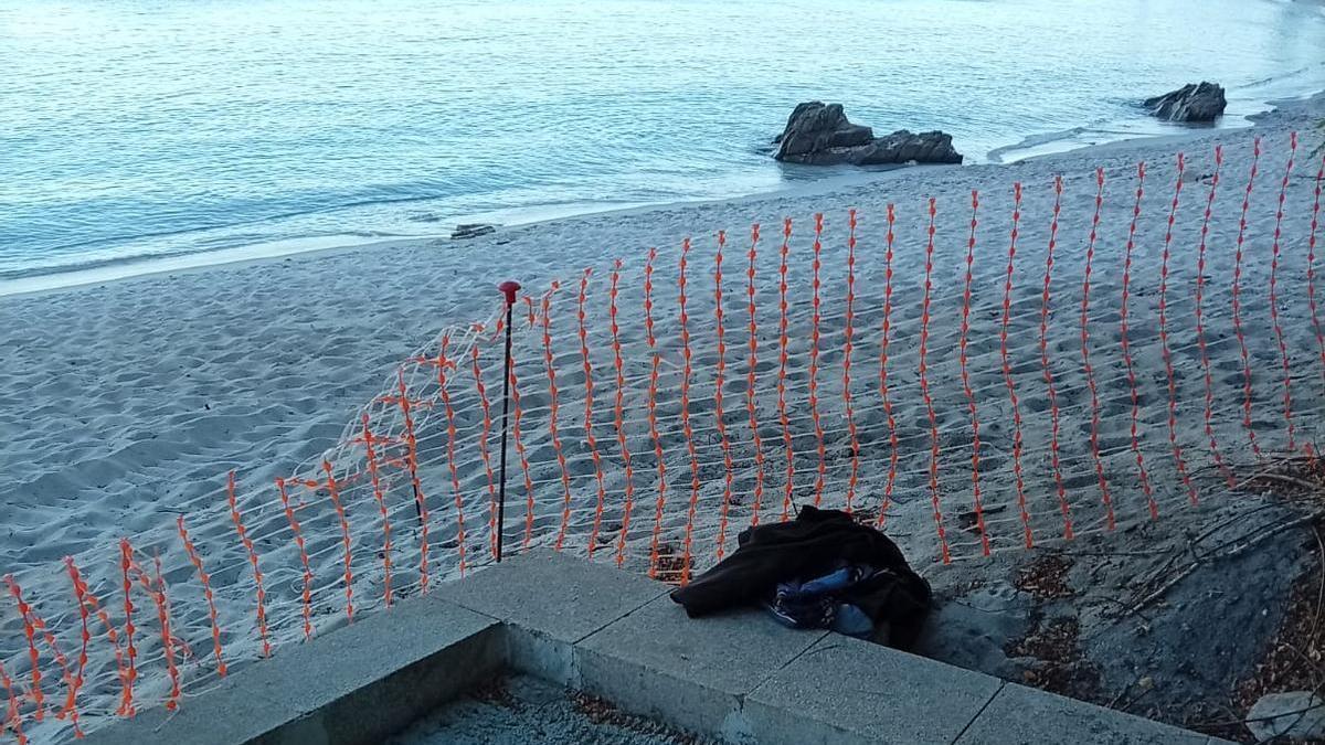 Colectivos de Bueu cargan contra las obras en Ons: «Unha desfeita»
