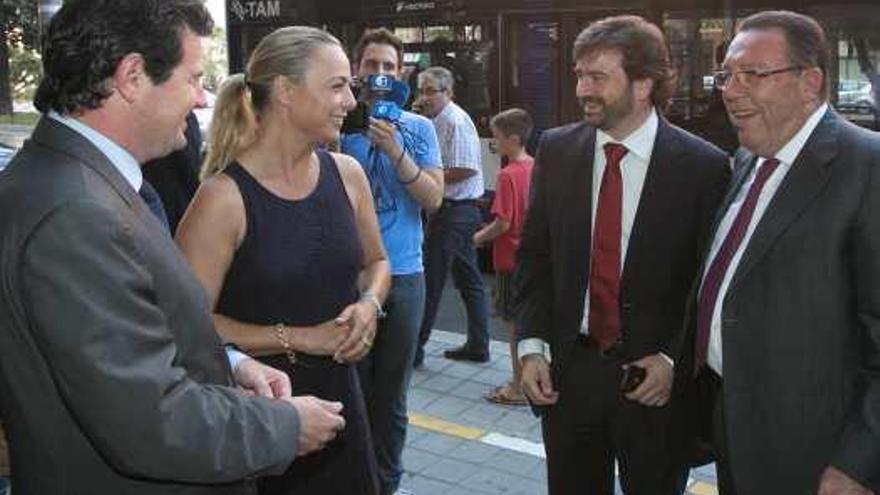 Císcar, frente a Garrigós el jueves.