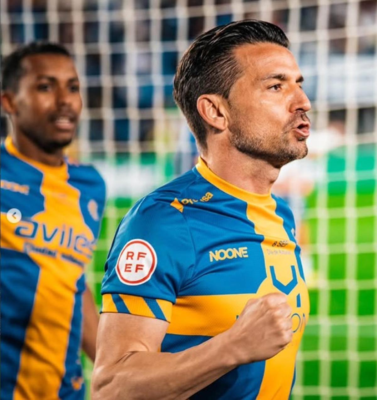 Natalio celebra su gol al Tenerife.