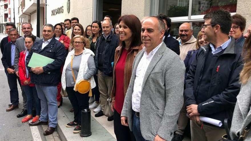 Paz Lago y Javier Tourís representarán al PP de la comarca en el gobierno provincial. // N. Parga