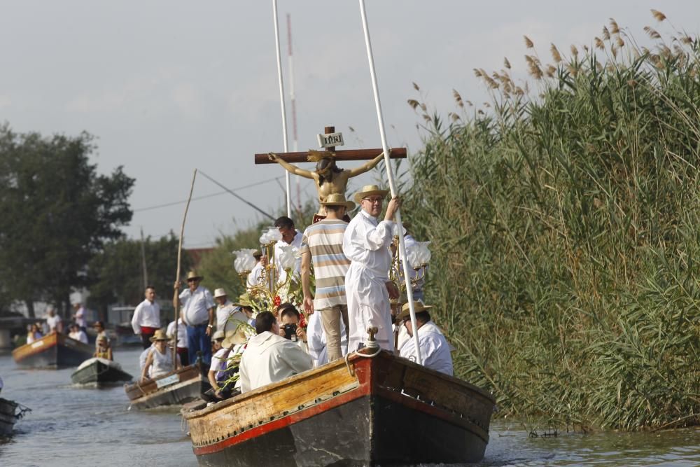 Encuentro de los Cristos de El Palmar, Catarroja, Silla y Massanassa en el Lago de la Albufera