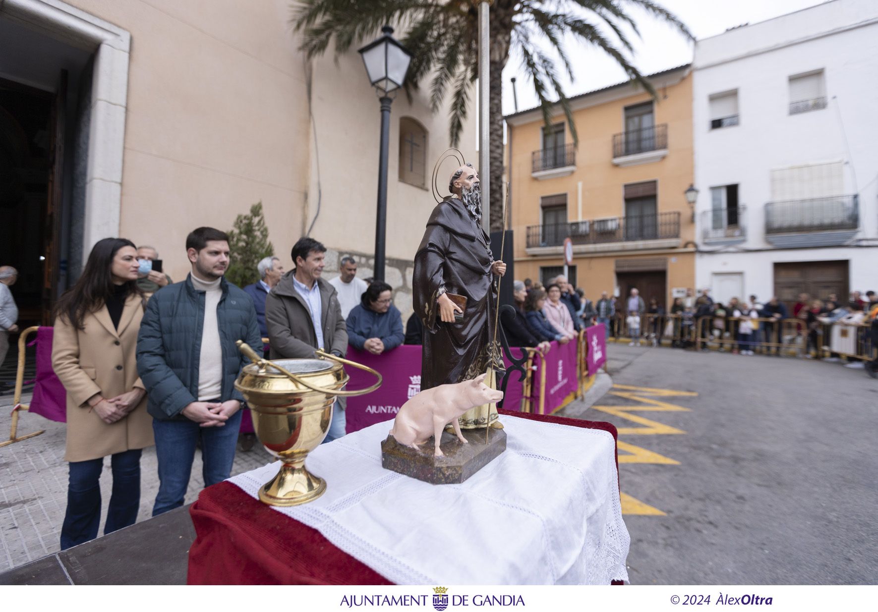 Así ha sido el 'porrat' de Sant Antoni en Beniopa