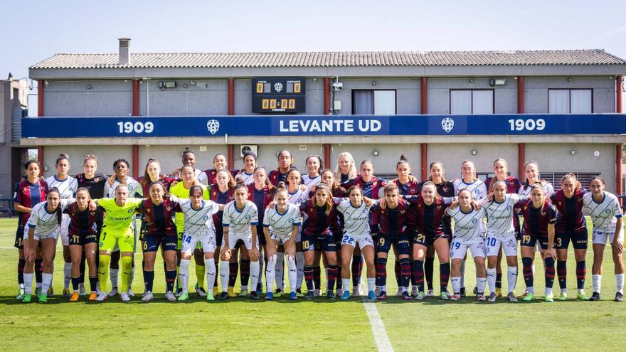 El Levante y el Alavés entrenan en vez de jugar por la huelga arbitral