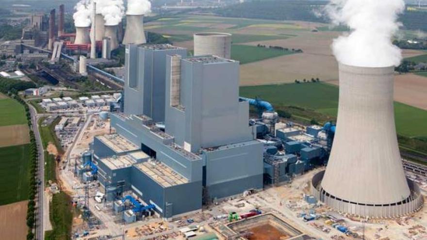 La nueva central térmica de carbón de Grevenbroich-Neurath, en Alemania.